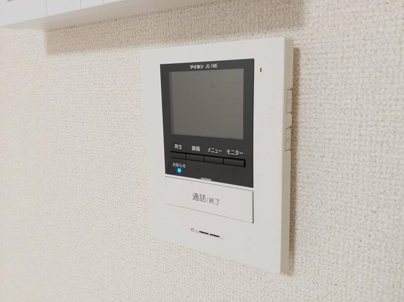 収納　独立洗面台：収納もばっちり！