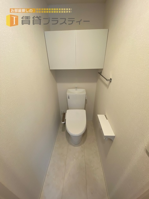 トイレ　シャワー付きの癒しの空間。