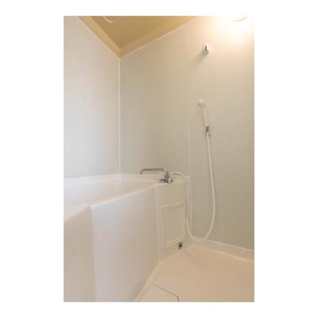 バス・シャワールーム　※写真は同タイプ住戸です。