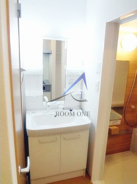 洗面設備　洗面台です。