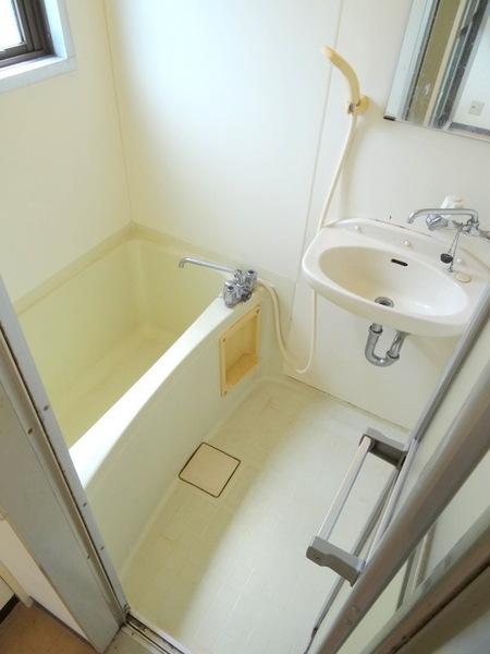 バス・シャワールーム　★セパレートタイプでゆったり★