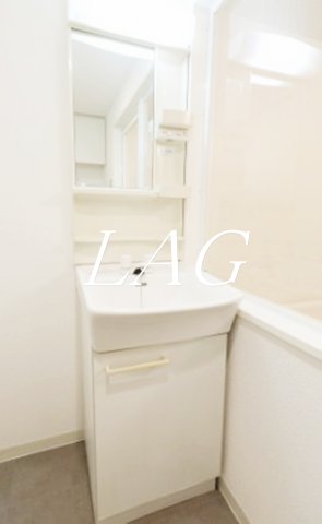 洗面設備　洗面台です。