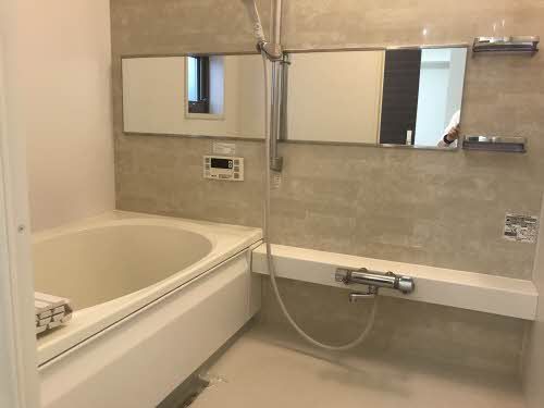 バス・シャワールーム