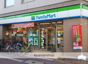 コンビニ　ファミリーマート雪谷大塚店（コンビニ）まで138m
