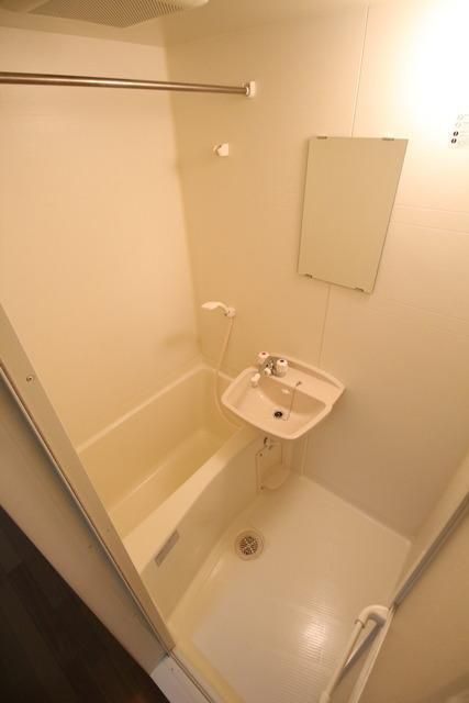 バス・シャワールーム　☆バス☆