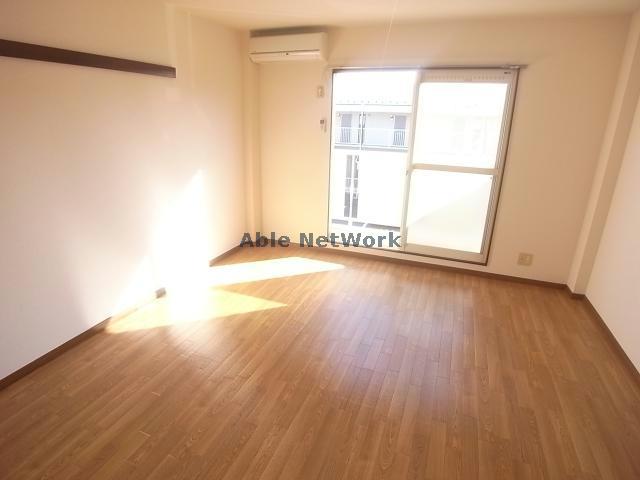 居室・リビング　居室