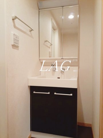 洗面設備　洗面台です。