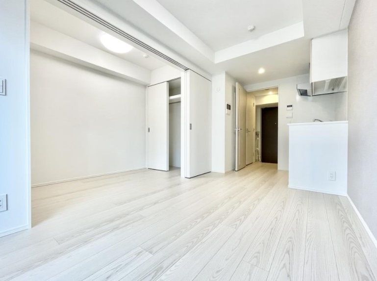 居室・リビング　☆明るい居間☆