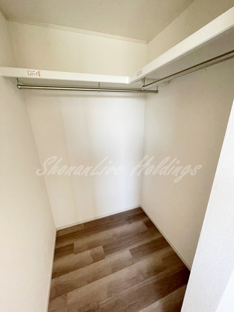 収納　洋服多い方にもおすすめウォークインクローゼット♪