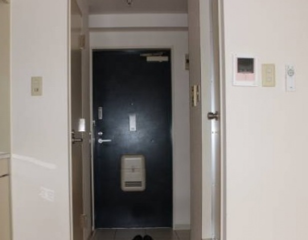 玄関　玄関に下駄箱