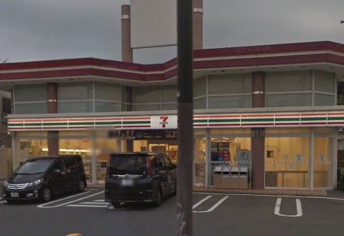コンビニ　セブンイレブン 藤沢4丁目店（コンビニ）まで787m