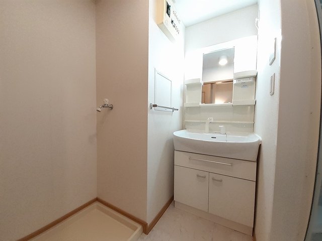 洗面設備　洗面所です