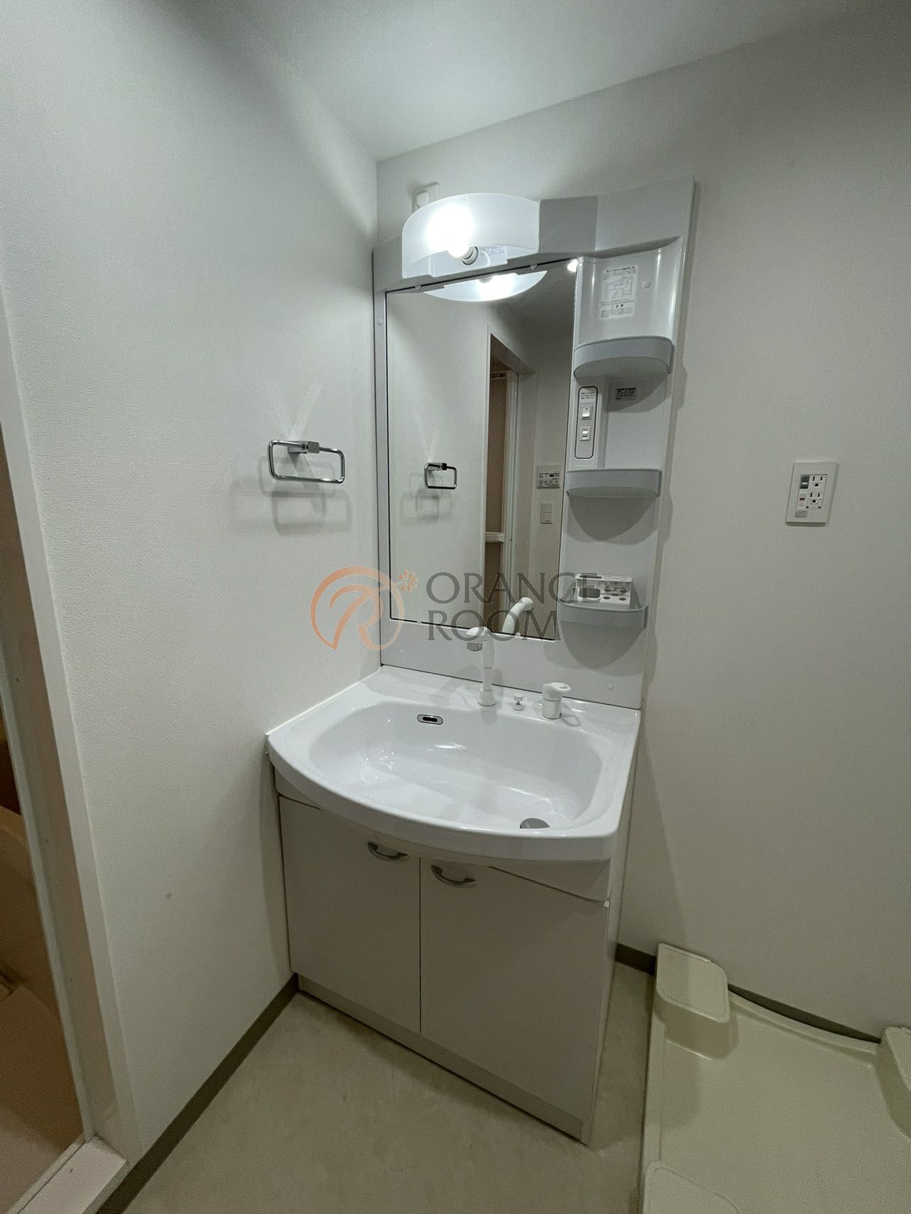 洗面設備　同建物参考写真