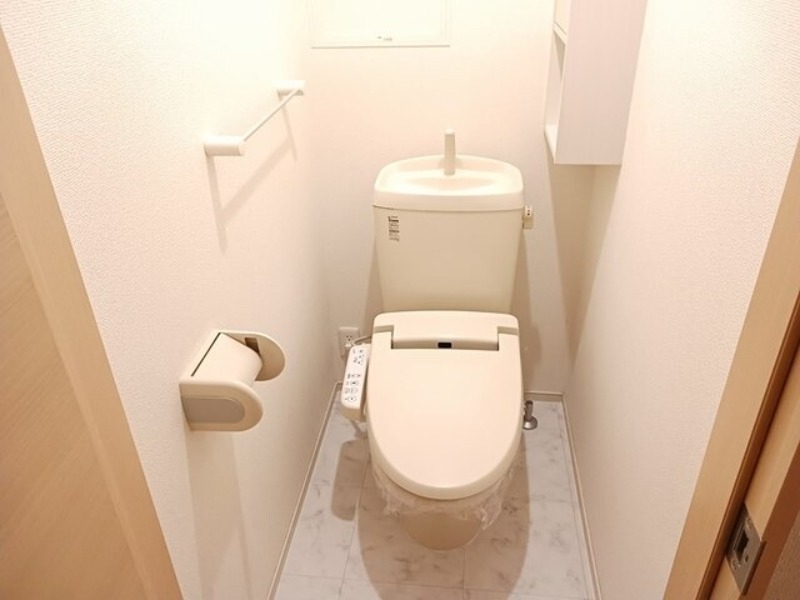 トイレ　図面と現状に相違がある場合には現状を優先