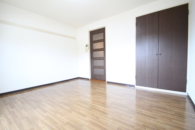 居室・リビング　広めのお部屋は使い勝手がいいですね！