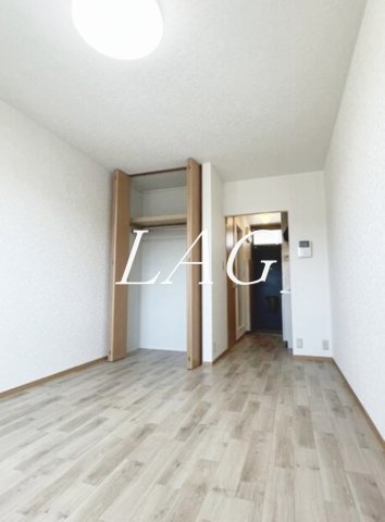 居室・リビング　洋室のお部屋です。