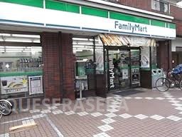 コンビニ　ファミリーマート天神橋六丁目店（コンビニ）まで65m