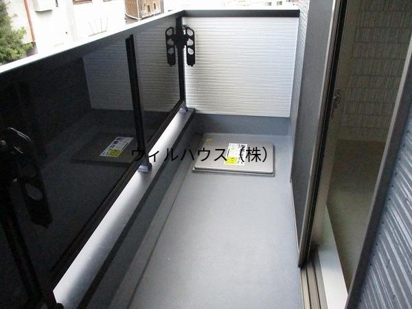 バルコニー　採光良好！