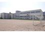 中学校　札幌市立北辰中学校（中学校）まで1562m
