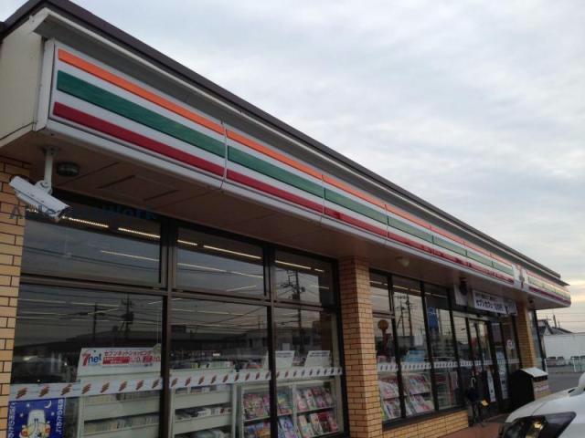 コンビニ　セブンイレブン高崎上中居町店（コンビニ）まで791m