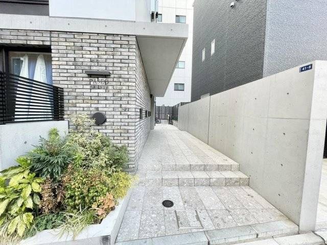 エントランス　■エントランス