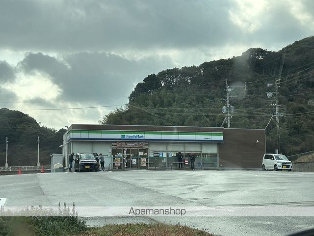 コンビニ　ファミリーマート門司白野江店（コンビニ）まで482m