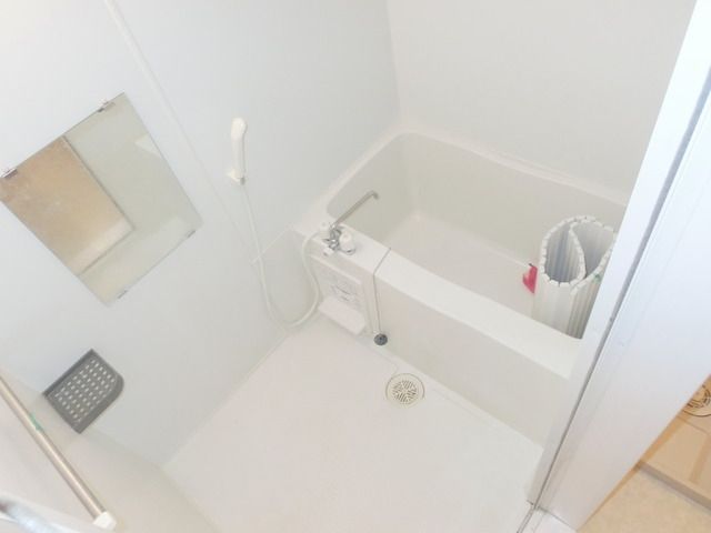 バス・シャワールーム　★浴室乾燥機の付で換気も大丈夫★