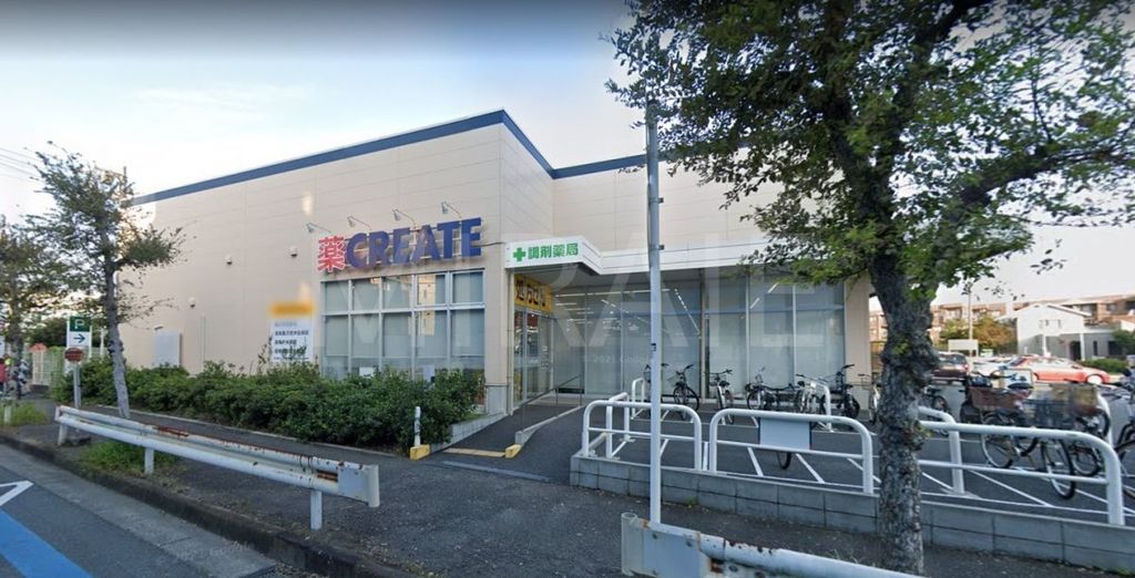 ドラックストア　クリエイトエス・ディー藤沢鵠沼海岸店（ドラッグストア）まで220m