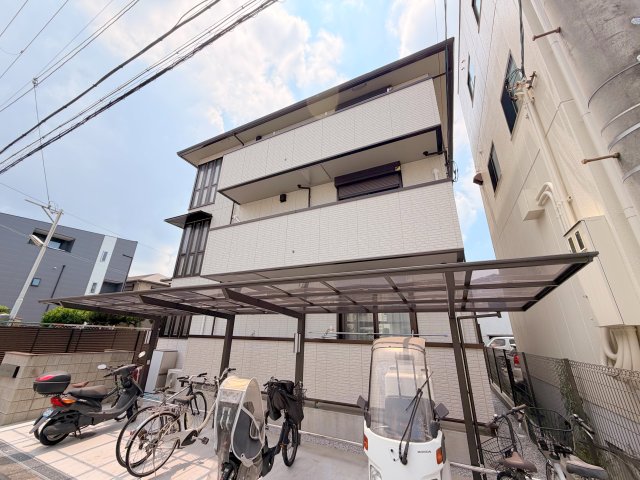 建物外観　綺麗な外観の素敵なお部屋があなたを待っています。