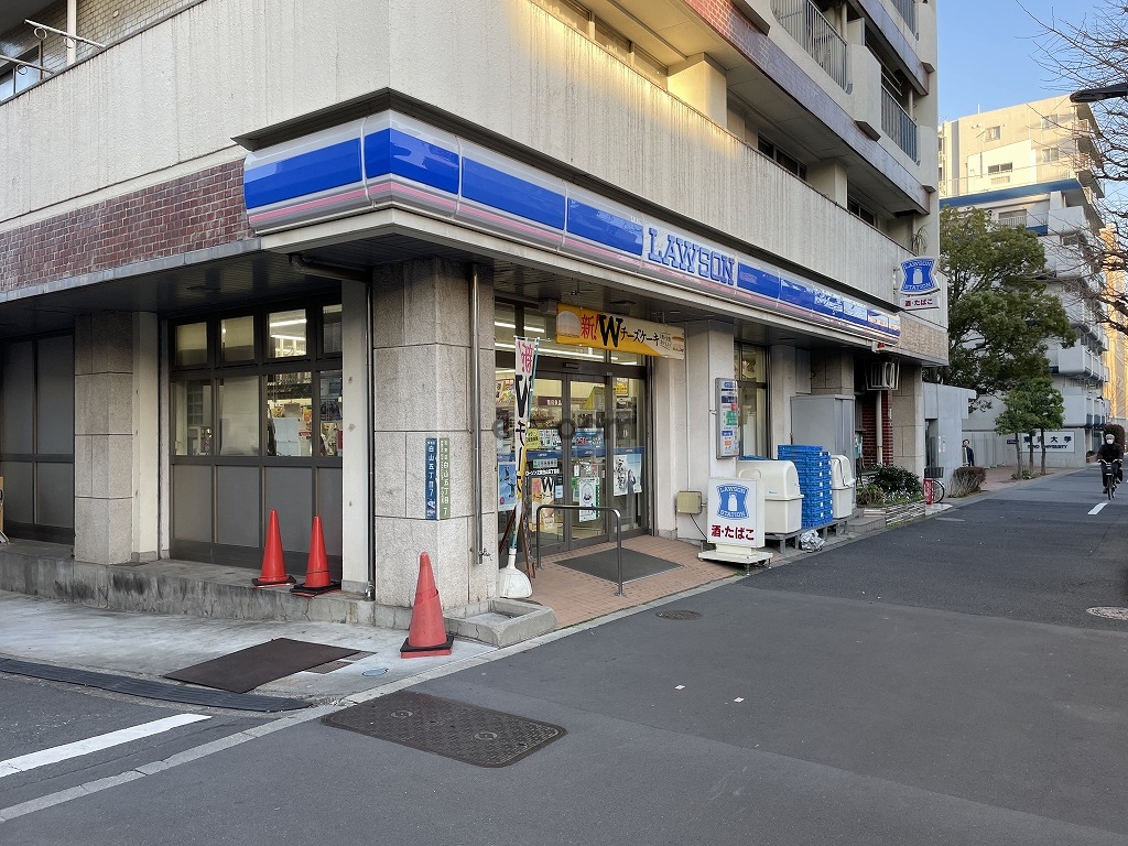 コンビニ　ローソン文京白山五丁目店（コンビニ）まで5m