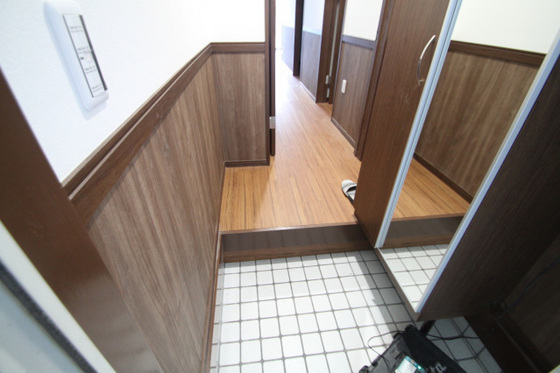 玄関　※別部屋の写真です