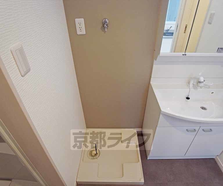 その他設備　きれいな洗濯機置き場です