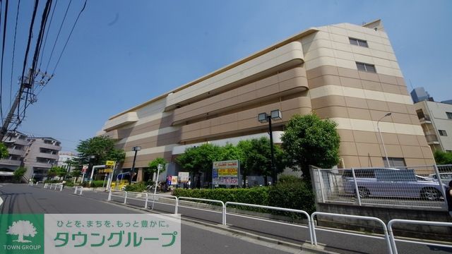 スーパー　ダイエー成増店（スーパー）まで583m