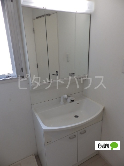 洗面設備　人気条件の独立洗面台
