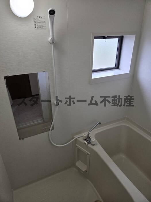 バス・シャワールーム　きれいなお風呂です