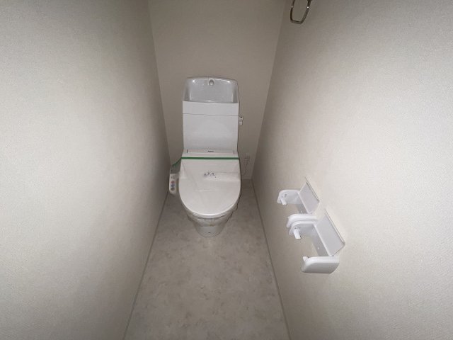 トイレ　コンパクトで使いやすいトイレです