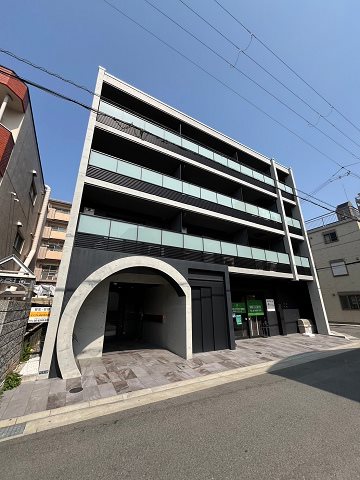 建物外観　落ち着いた雰囲気の外観です