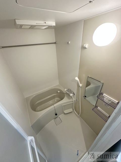 バス・シャワールーム　浴室暖房乾燥機付きバスルーム♪
