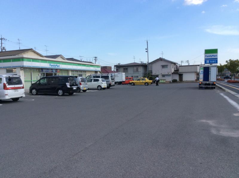 コンビニ　ファミリーマート東岡山駅前店（コンビニ）まで459m