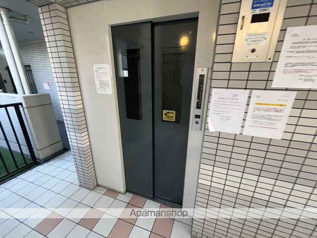 ロビー　ロビー