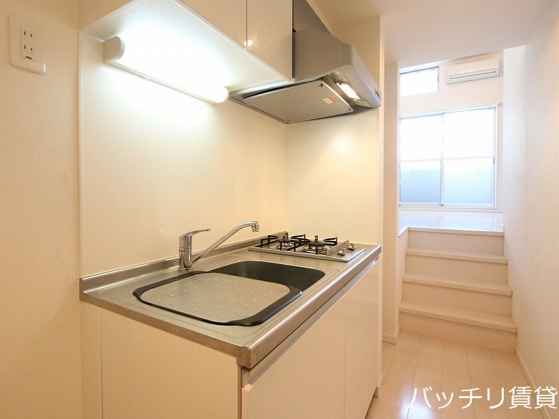 キッチン　画像は同型タイプの為、現状を優先致します。