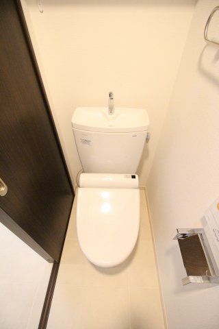 トイレ　（別タイプ参考写真）ヴィラフォレスト田端　北区東田端1