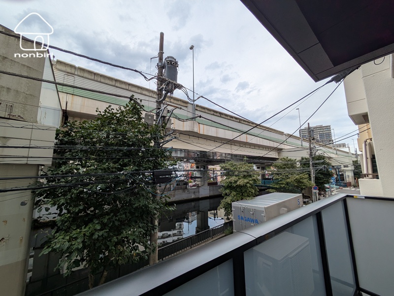 眺望　目の前に建物がないので抜けている眺望です