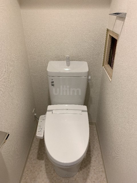 トイレ　※別のお部屋のお写真です。御参考までに。
