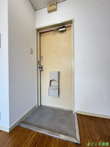 アーバンシティ岸里PartIIの玄関写真