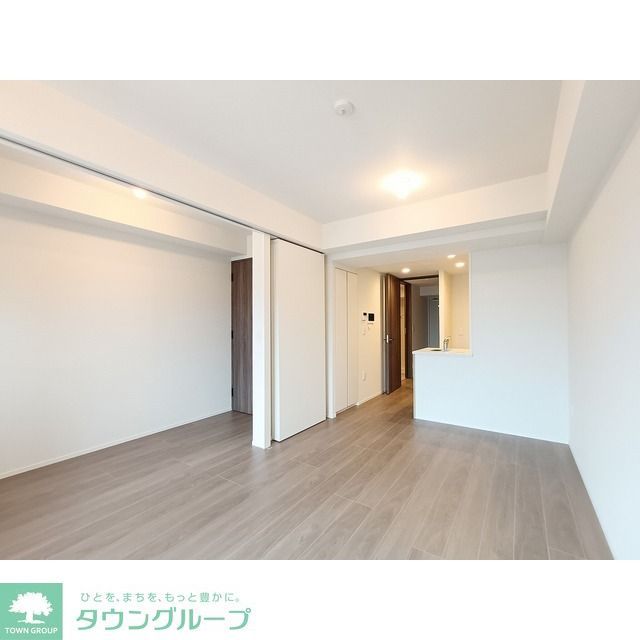 プレディアコート大森山王の居間写真
