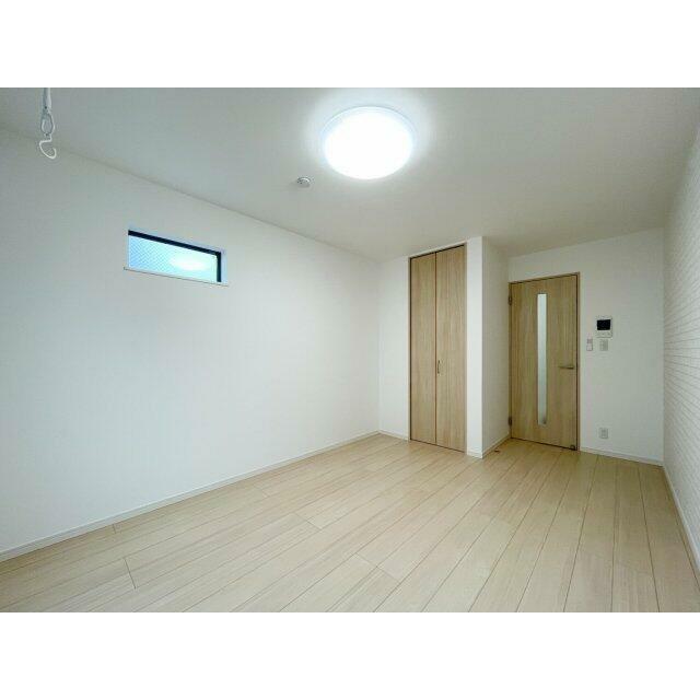 グリーンスカイ蕨の居間写真