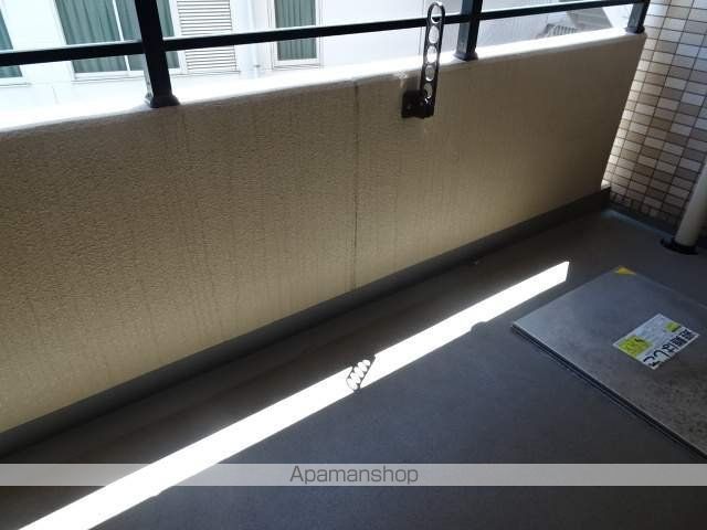 地下鉄千日前線 野田阪神駅 徒歩6分 14階建 築18年の内装写真