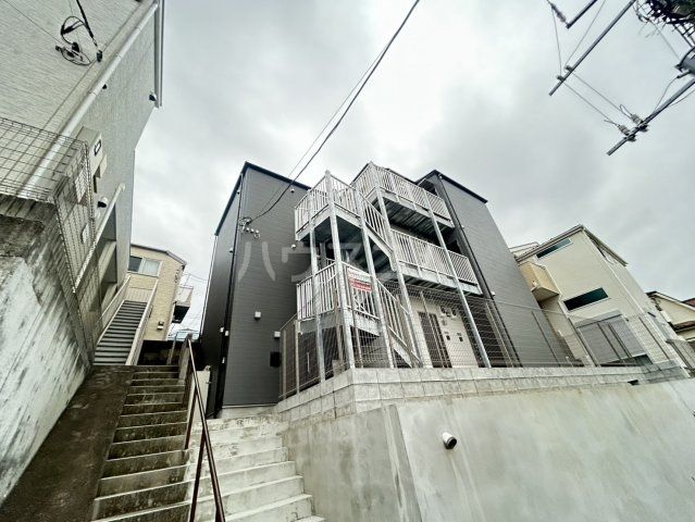サクラヴィスタ大倉山の外観写真