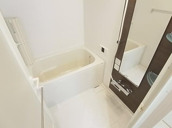 バス・シャワールーム　お風呂です